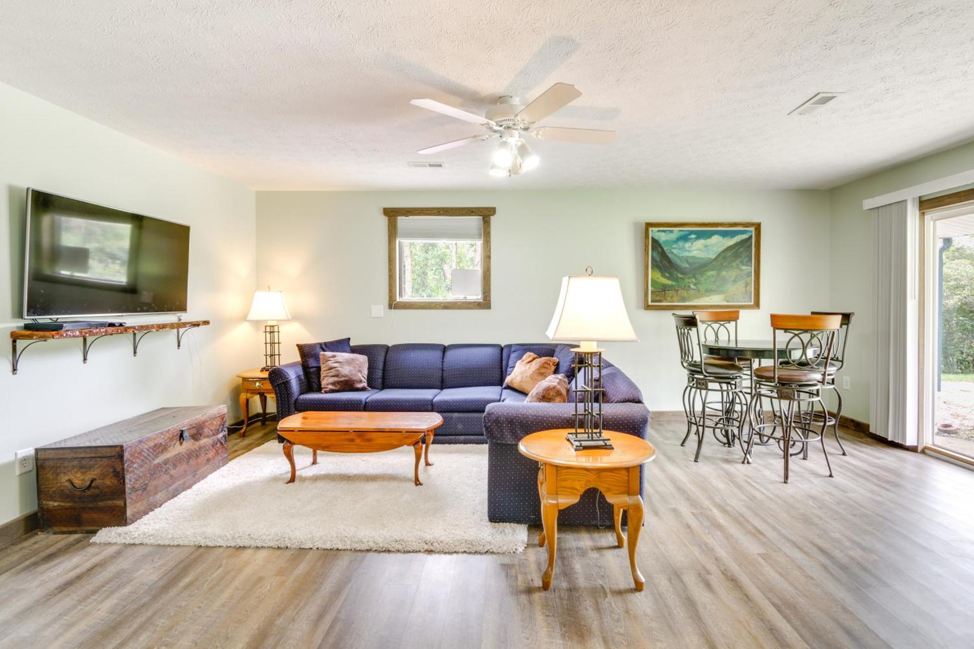 Cottage With Yard And Grill About 21 Mi To Hocking Hills! Nelsonville Bagian luar foto