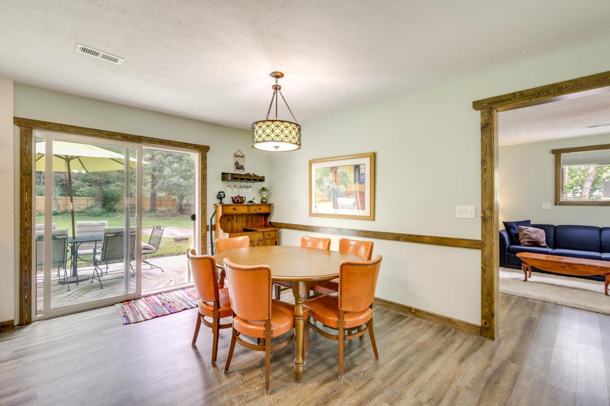 Cottage With Yard And Grill About 21 Mi To Hocking Hills! Nelsonville Bagian luar foto